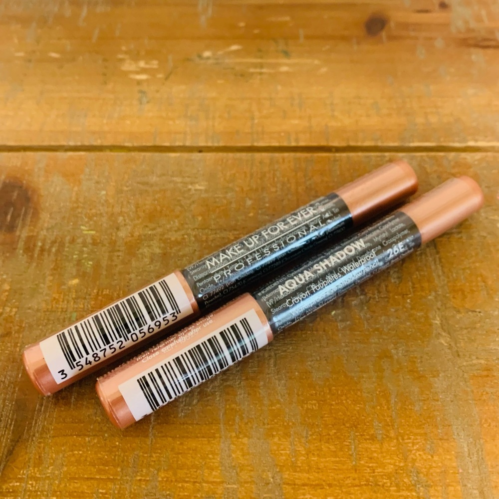 2pk Makeup Forever 26E Aqua Shadow Eye Pencil